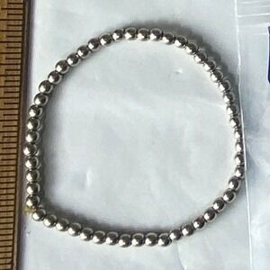 Womens Silver‎ tone Beaded Stretchy Bracelet